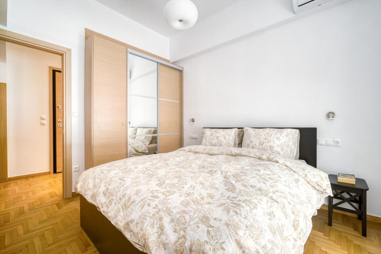 Stylish, Sunny New 2 Bedroom, Prime Central Aten Exteriör bild